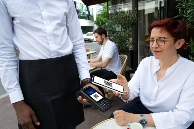 Payment at table_Customer Scan_QR code_DX6000
